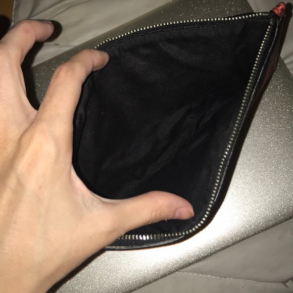 Coach Clutch - Picture 3 of 3